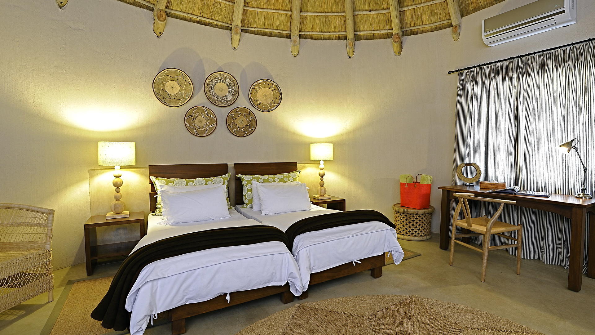 Onguma Nature Reserve - Onguma Bush Camp